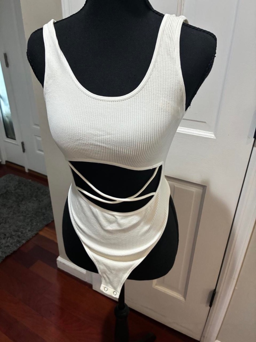 Women’s Anwnd Body suit